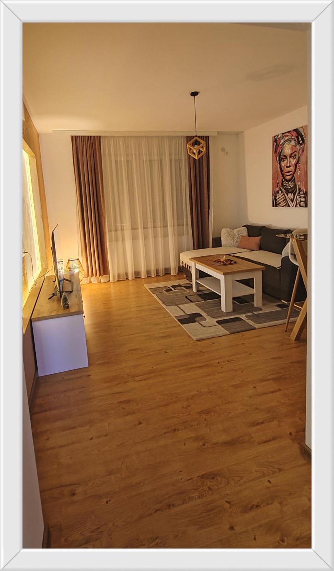 Golden Royal Daire Kragujevac Dış mekan fotoğraf