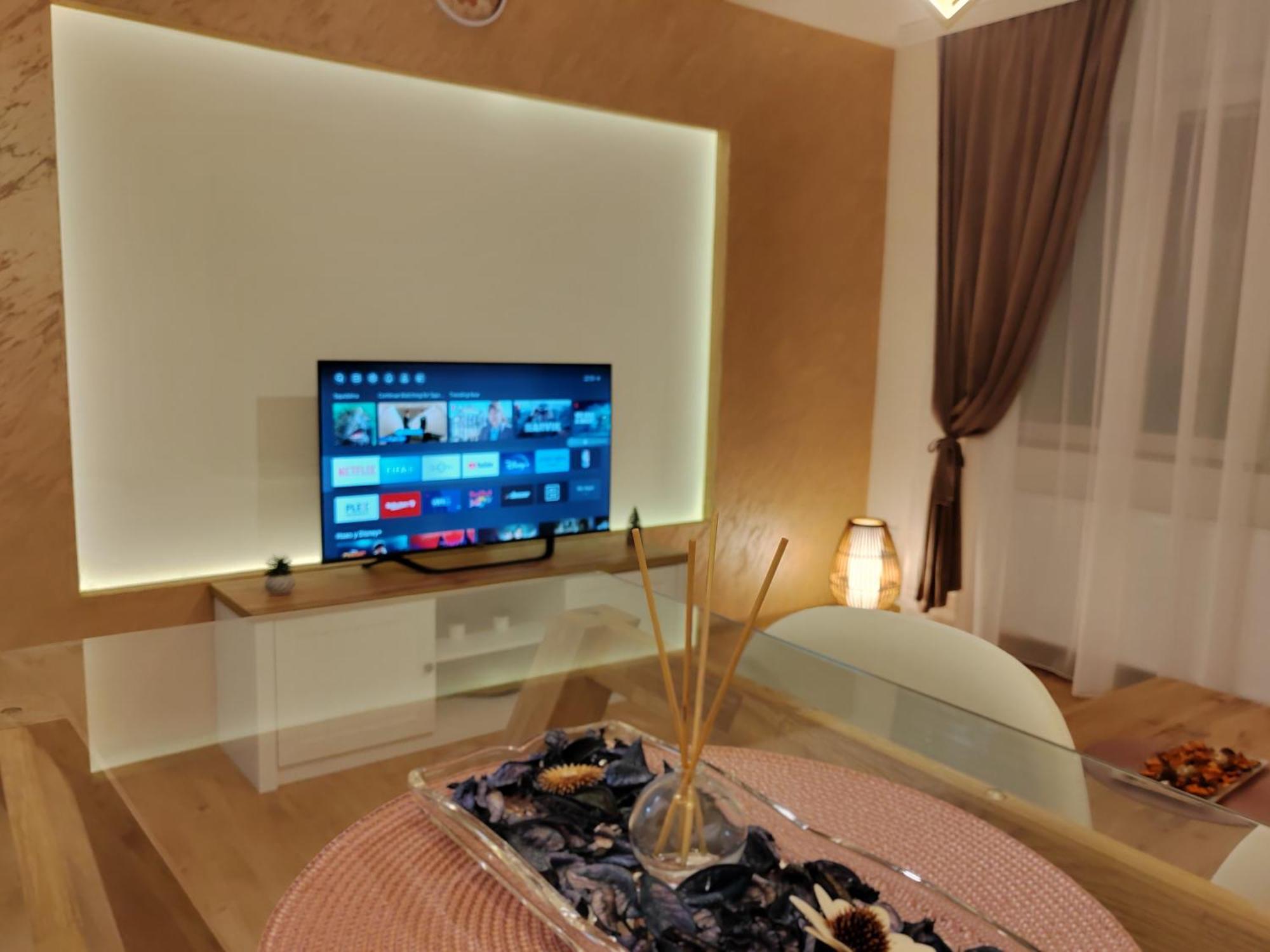 Golden Royal Daire Kragujevac Dış mekan fotoğraf