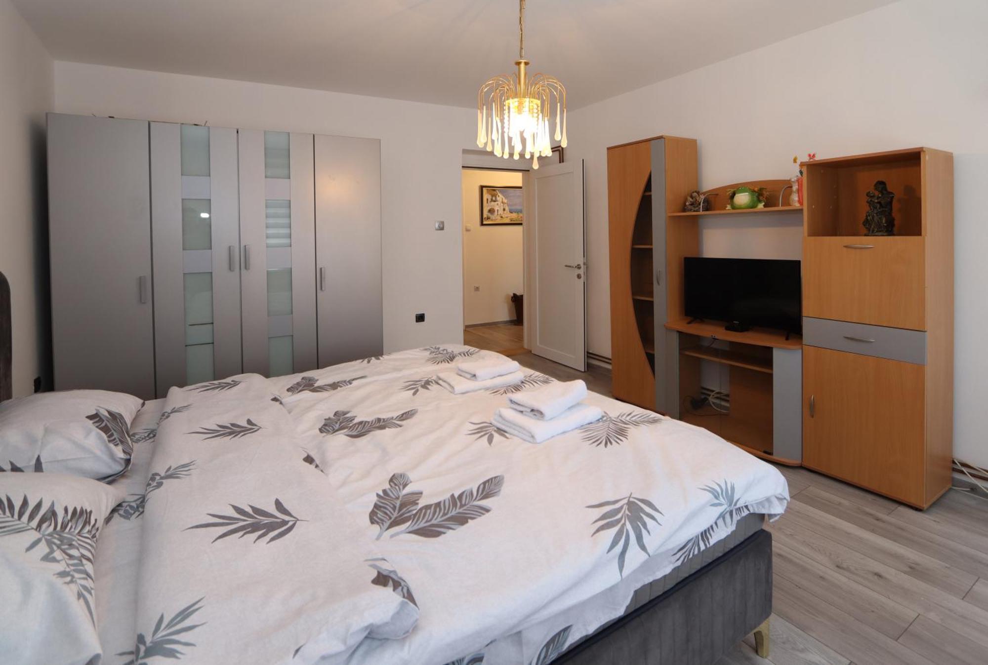 Golden Royal Daire Kragujevac Dış mekan fotoğraf